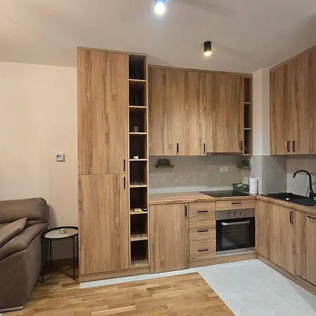 Apartment Stan Eleganza Pale